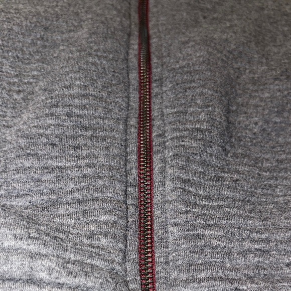 Gently Loved Gray & Burgandy  Zip-Up Sardin Quilted Jacket by Ted Baker London - Picture 2 of 14